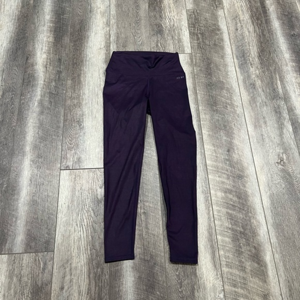 AR-33 Purple‎ Leggings
